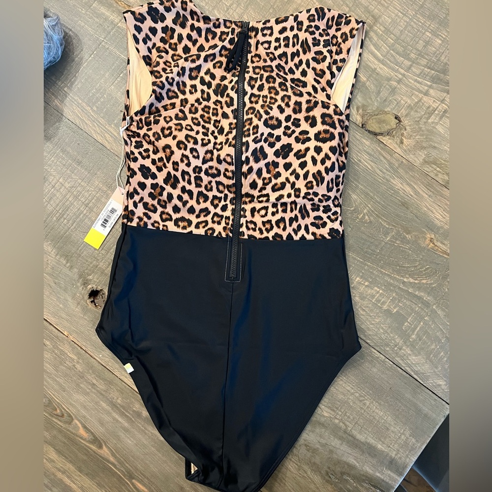 Summersalt The Surf Leopard Cheetah Print One Piece Swimsuit Size 8 - Picture 4 of 9